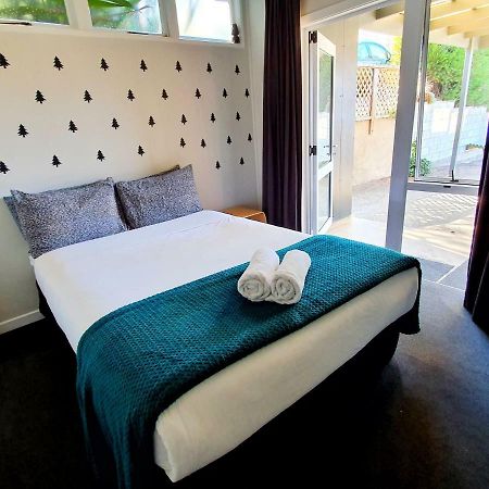 A Pousada Bumbles Backpackers Queenstown Exterior foto