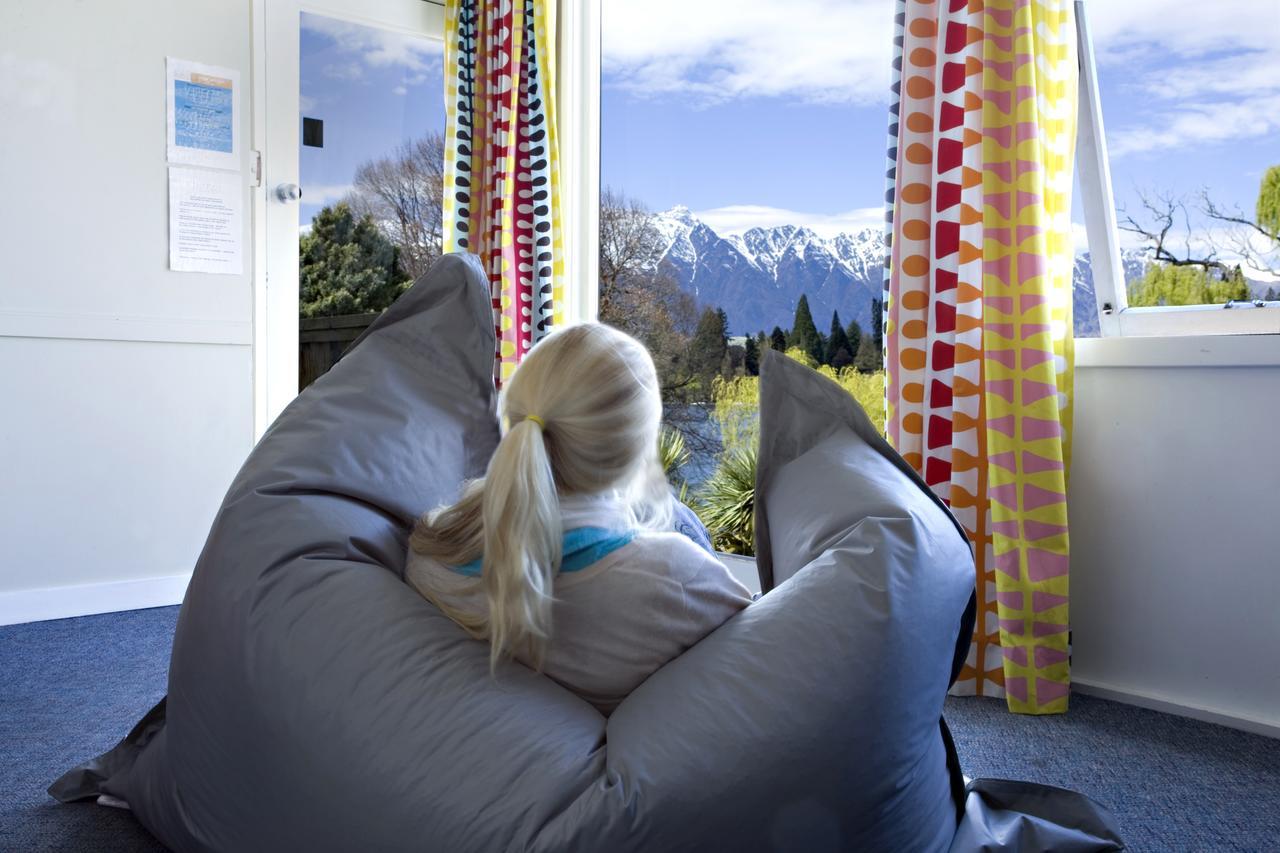 A Pousada Bumbles Backpackers Queenstown Exterior foto